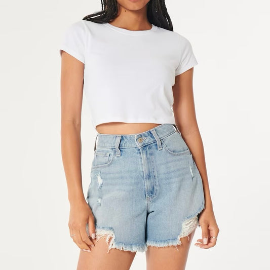 Short jeans con rasgado