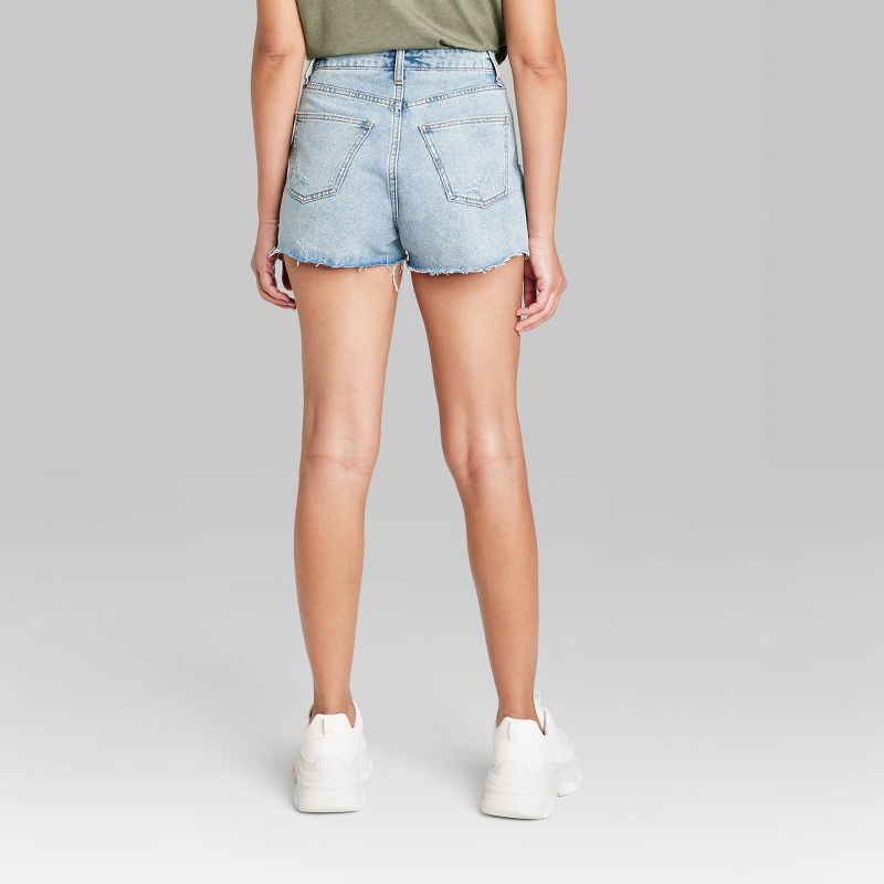 Short jeans