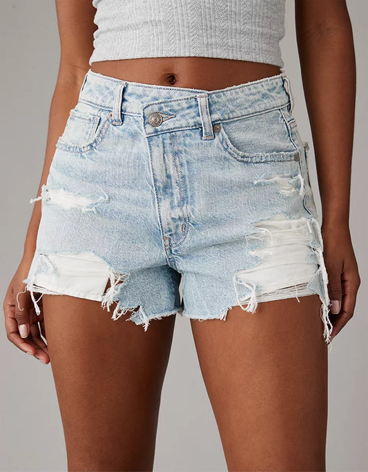 Short jeans rasgado de corte asimétrico