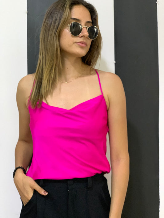 Blusa con  tiros de amarrar