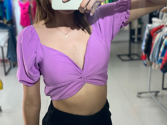 Blusa crop con mangas