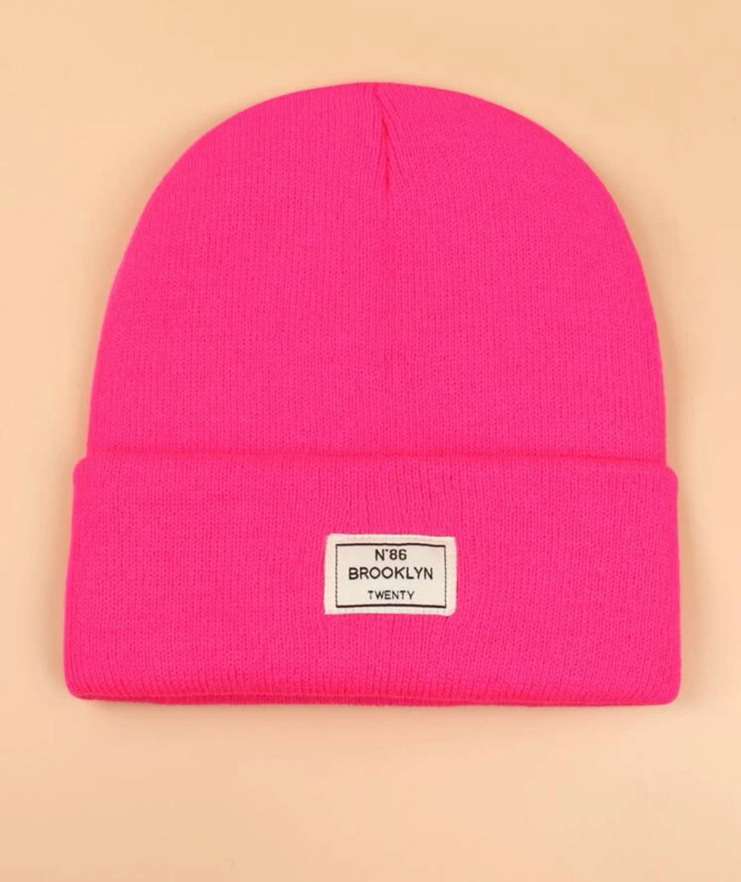 Gorro con etiqueta